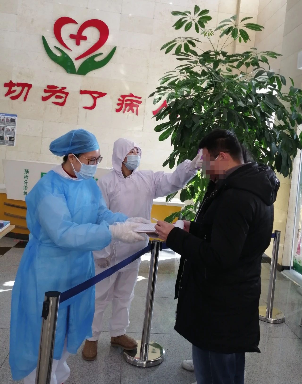 【我们同行】 筑牢康宁疫情防控第一道防线